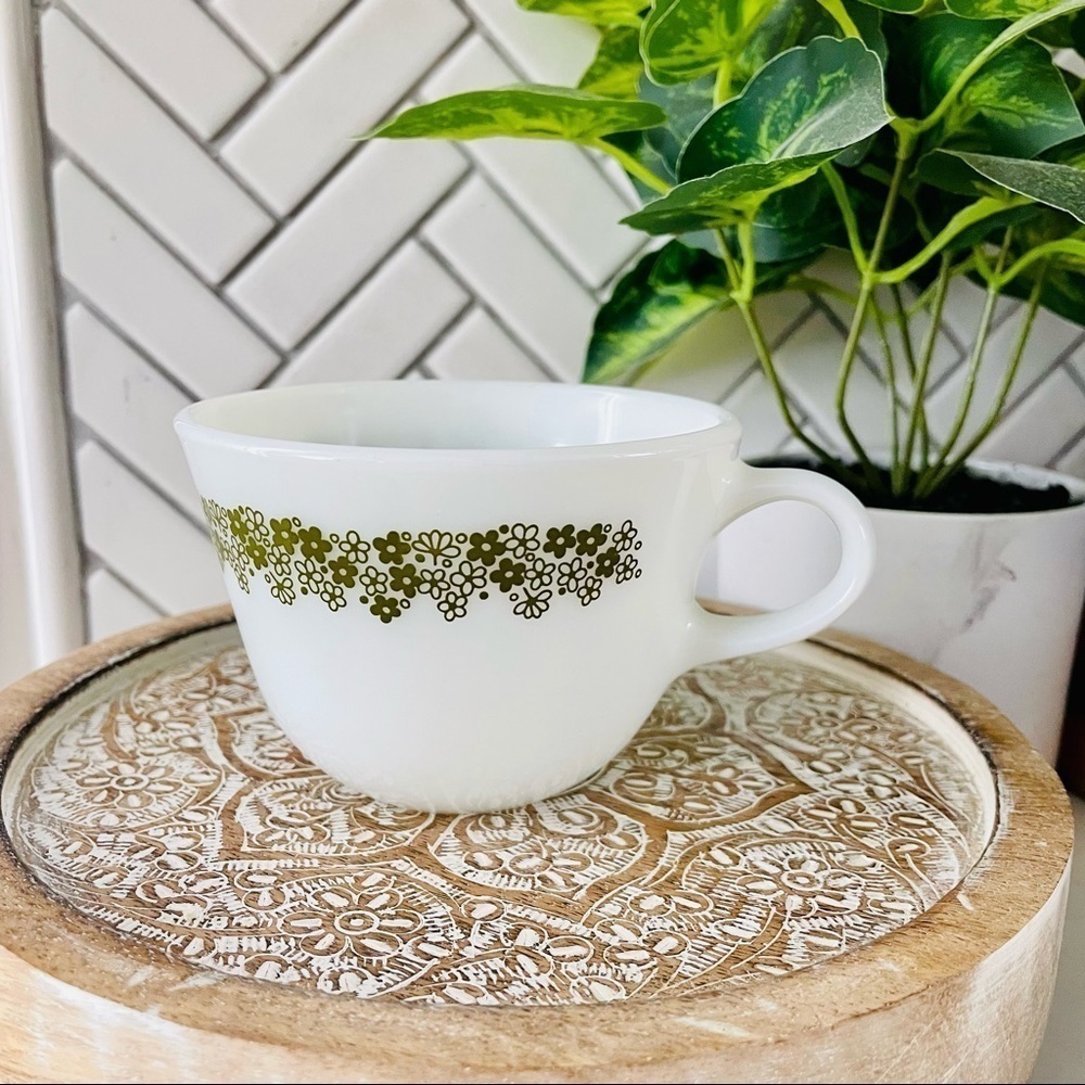 Vintage Pyrex White Milk Glass Coffee Cup Mug Crazy Daisy Spring Blossom Pattern